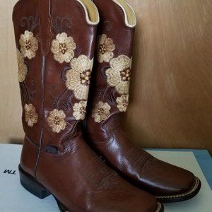 Reyme Cowboy Boots